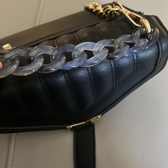 Mia K. Collection black‎ quilted crossbody bag - Picture 14 of 16